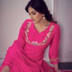 Fuchsia Royal Handwork Harmony Three - Piece Suit Set