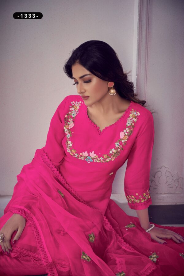 Fuchsia Royal Handwork Harmony Three - Piece Suit Set