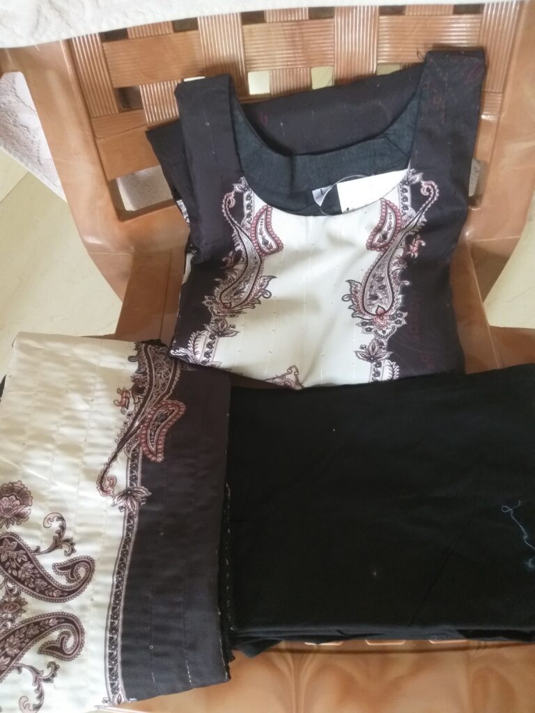 Image #1 from Resham bano