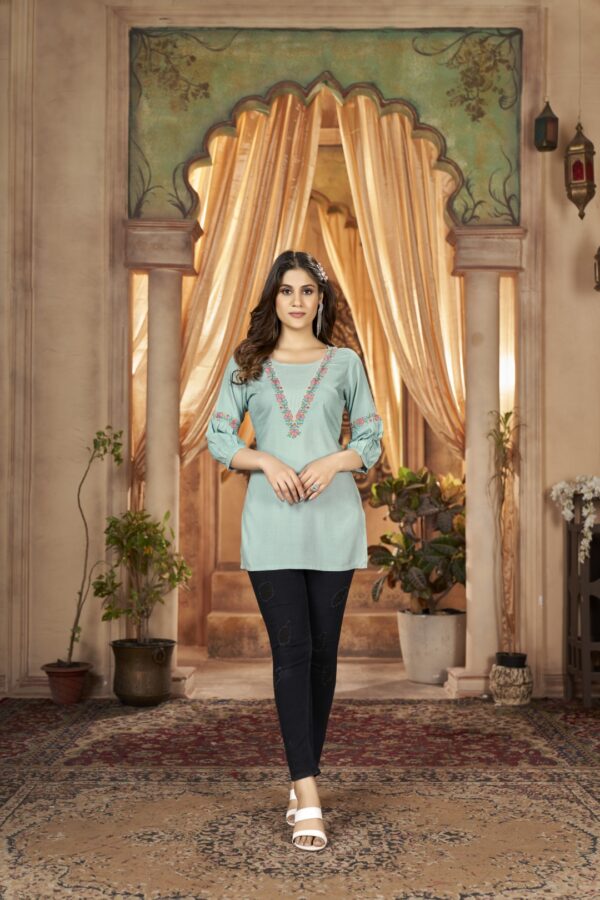 Green Grace - short kurti