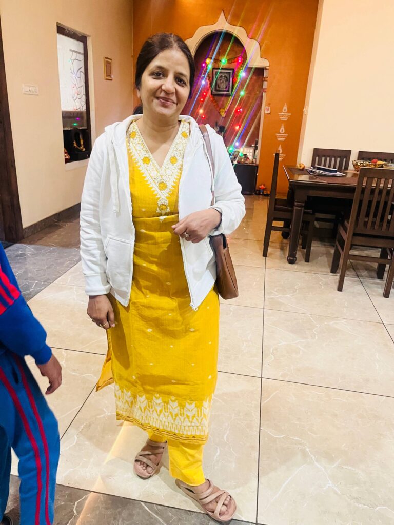 Image #1 from Savita bandil